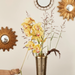 aluminium golden colour flower vase